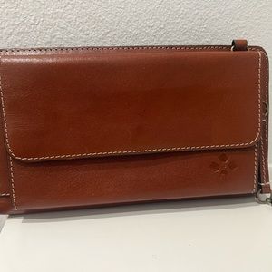 Patricia Nash Azario Crossbody Organizer Wallet Like New condition